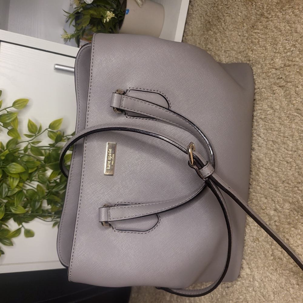 Kate Spade Gray Shoulder Bag with Gold Hardware